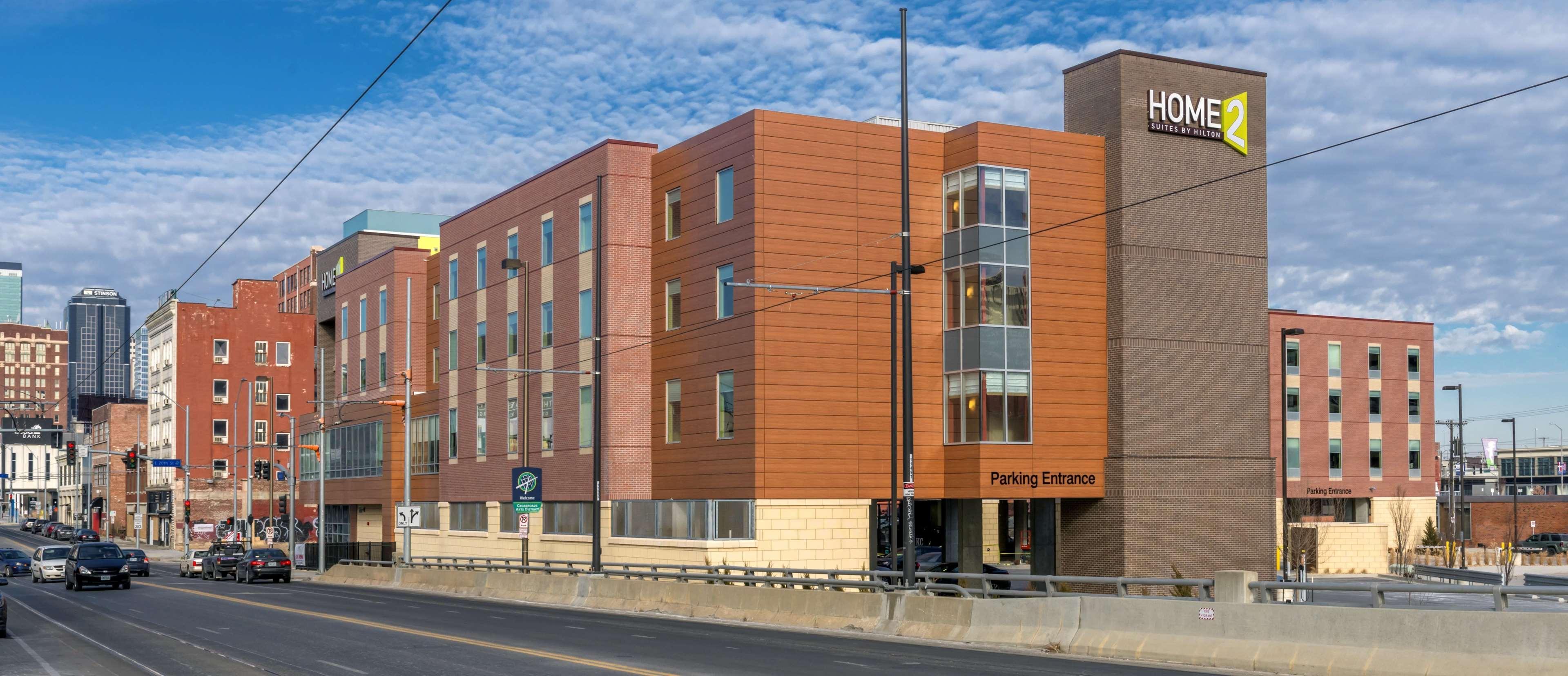 Home2 Suites Kansas City Downtown Exterior photo
