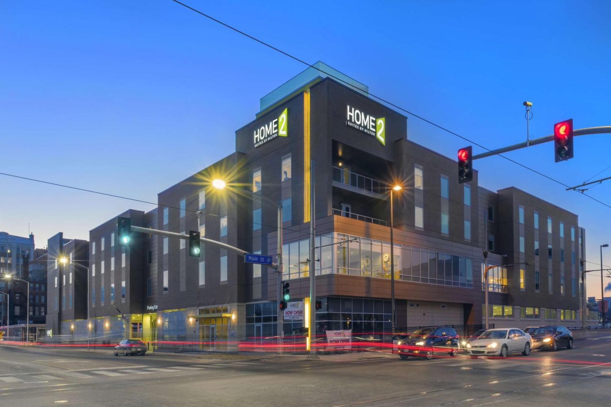 Home2 Suites Kansas City Downtown Exterior photo