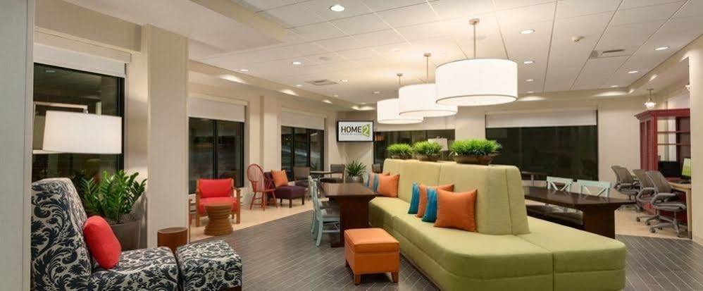 Home2 Suites Kansas City Downtown Exterior photo